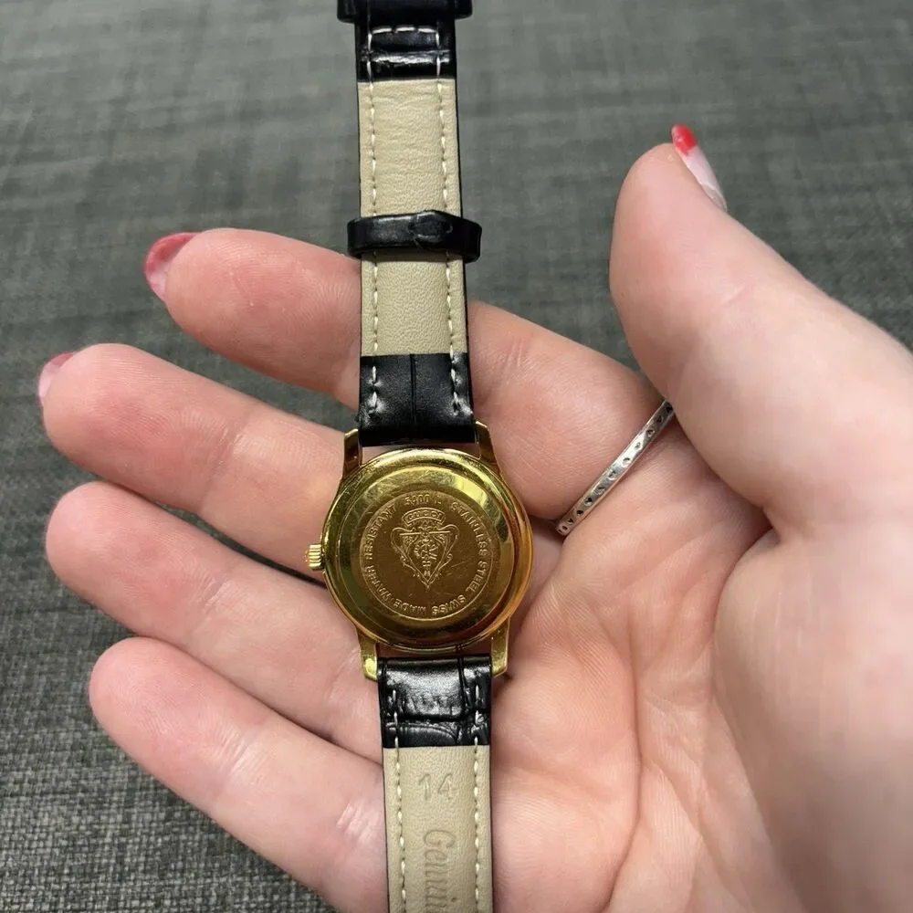 Pre Owned GUCCI 5400L Black Dial Gold Quartz Women's Vintage Watch Swiss Made